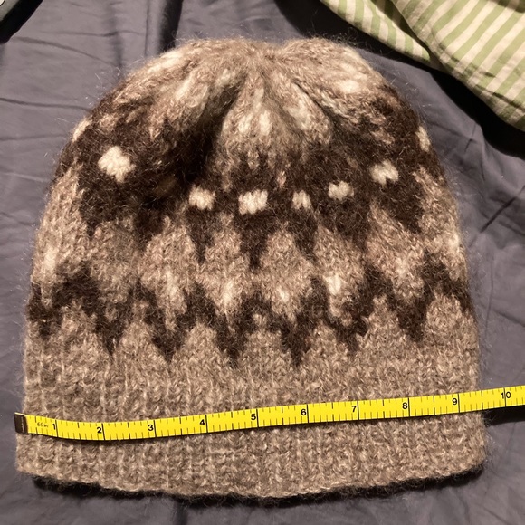 Beanie Wool Winter Hat Angora Wool- Nordic Fair Isle design natural colors - Picture 3 of 4